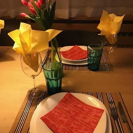 Riverside Lejlighed *